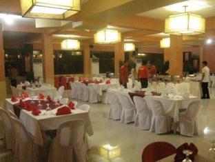 The Royal Coast Tourist Inn Panglao Exterior photo